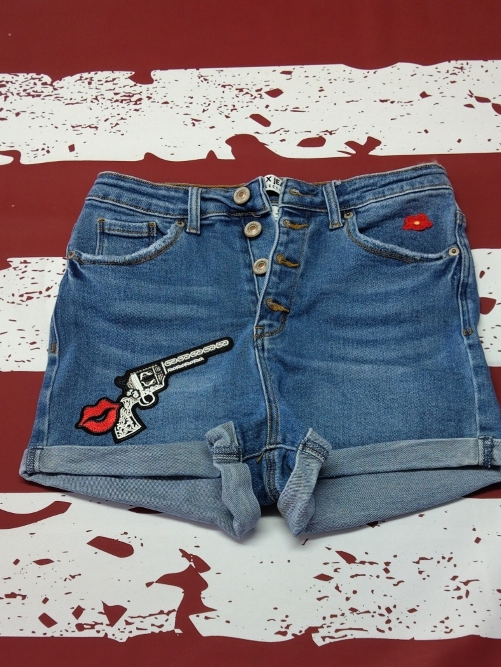 Wax Jean Collecting Blue Denim Embroidered High-Rise Shorts